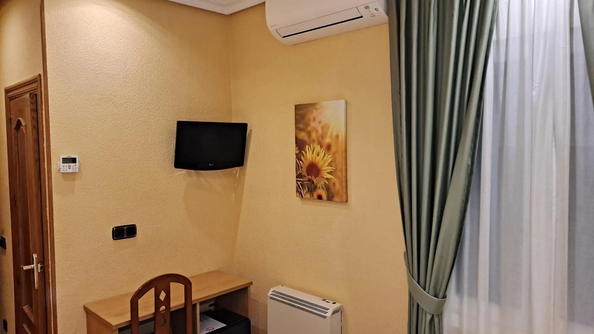 Pension La Concha San Sebastian 2*,